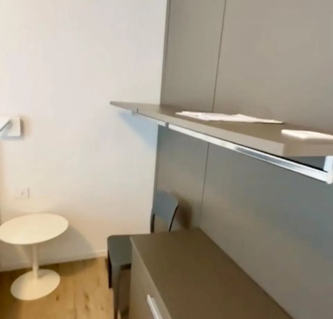 Room G3 Bresso Italy